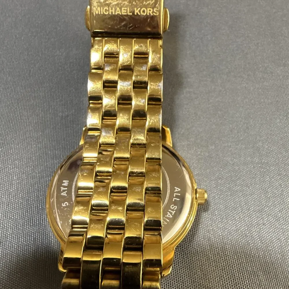 Michael Kors Womens MK-3120 New Battery 35mm Case 5.25” Band Gold Tone (G12)